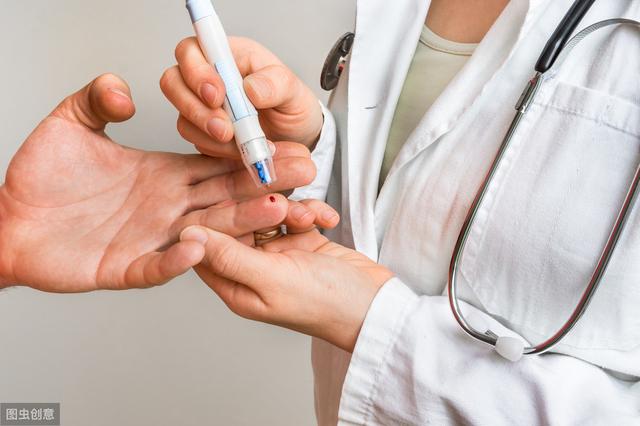 年逾六旬的老糖友突发偏瘫，原来是低血糖惹的祸