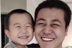 宝妈为了“改善基因”，找了一个大眼萌爸，网友：一看就是亲生图片