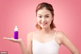 "洗洗更健康？"还在相信妇科炎症能被洗液洗走吗？可没那么简单图片