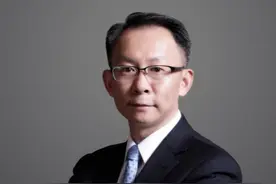 健哥说 | 这个心脏病急救良药，发明者羞于承认，“经典药物需历经千百次研究、失误甚至受伤、致死”图片