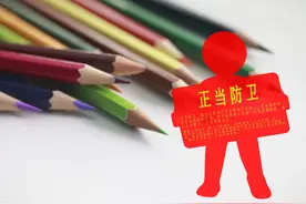 醉汉亲别人老婆还挑衅被捅死，老公判无期，判决不能突破公众认知图片