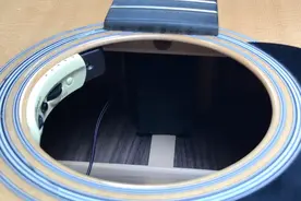 马丁Martin D28加装拾音器图片