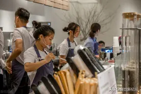 餐饮业怎么了？年薪40万岗位无人应聘，招女服务员比中彩票还难图片