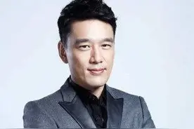 “霸道总裁”王耀庆：从小立场当奸商，与妻子结婚近30年0绯闻图片