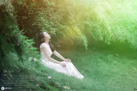 小说：他是高深莫测的董事长，对她一见钟情，还拆散她和初恋把她娶到手图片