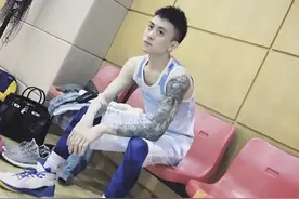 上海滩第一富二代后宫之争：被王思聪多次手撕的小网红笑到最后？图片