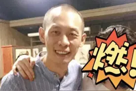 影帝张译瘦成"皮包骨"，晚饭只吃一粒包子馅，42岁头发秃顶像老头图片