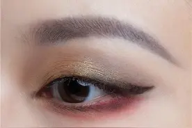 秋日单眼皮提神落日妆，高级与质感并存图片