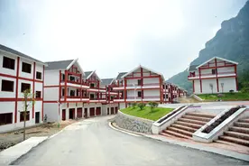 农村俗语：“两高夹一低，一生被人欺”，房屋高低有什么影响？图片