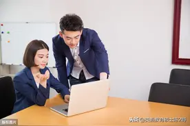 「视角」事业单位和企业的高级职称，退休待遇差距大，我给你分析图片