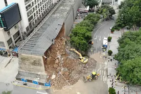 西安明秦王府城墙坍塌，专家表示，修复后仍有文物价值图片
