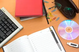 把“桌面”移到D盘，节省系统盘空间，重装系统也不怕文件丢失图片