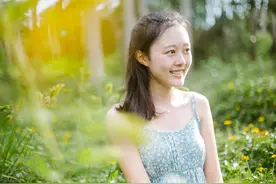 故事：奶奶生病我去医院照顾，新来的医生太帅，让我止不住心动图片