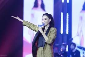 张柏芝谢霆锋离婚后产子，看看第三胎出生证明，难怪至今无人敢娶图片