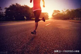 我永远不会原谅那些伤害过我的人，我只感激当初坚强的自己图片