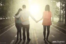 夫妻有一方不愿意离婚，另一方该怎么办？对方出轨可以请求赔偿吗图片