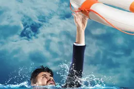 故事：女方狮子大开口要50万彩礼，小伙一句话，女友惊呆了图片