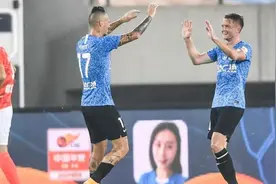 复盘恒大2:2大连人：大连人用逼抢打出恒大最大软肋图片