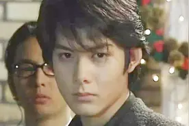 盘点4国6代江直树：韩版演员是个家暴男，泰版直树竟然是白头发！图片