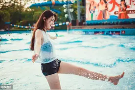 夏天怎么能少了泳装？这八套泳衣，让你成为泳池最靓的存在图片