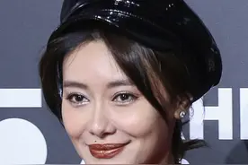 爱戴 一首《彩云追月》 大家还记得吗？图片