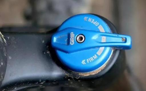 四款性价比爆表的Trail前叉，谁更胜一筹？