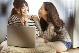 女人40岁以后，不用交那么多朋友了，过好自己最重要图片