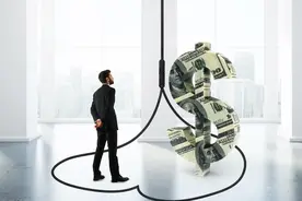 同事年薪16万，我月薪1万，可收入却一样：注意工资的文字套路图片
