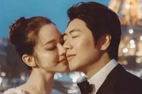 郎朗艳福不浅！吉娜将紧身衣穿成3D效果，尽显魔鬼身材图片