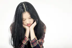 马上高考了，发现17岁的女儿怀孕了，作为妈妈怎么办？图片