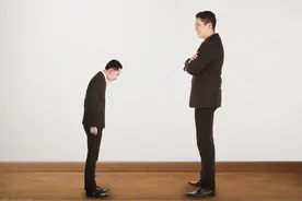 这四个现象，表明领导开始怀疑你，想把你踢走图片