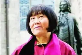 这个打零工的中国阿姨震惊了巴黎！王思聪:她钢琴水平比朗朗高N倍图片