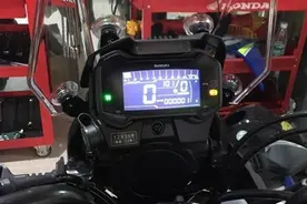 提车就是内心不断推翻自己的过程，最终拿下铃木DL250，你看值么图片