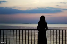 敏感的人更享受独处图片