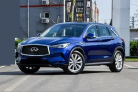 不喜欢Q5双离合？英菲尼迪QX50，272匹2.0T发动机，低配跌破30万图片