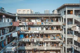 繁华都市上海，竟有拆不得的“贫民窟”，如今成上海最具价值房子图片