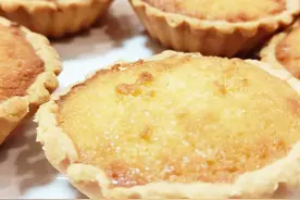 教你做小孩子最爱吃的一款甜品，酥脆可口，做法简单，一学就会图片