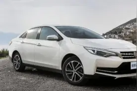 这四款轿车可靠又省油，仅10万就能落地，肯定有你喜欢的图片