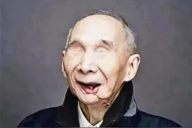 抗战老兵的经历让人泪目 时隔70年再入军营，只想摸一下坦克图片