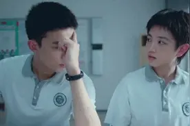 开播前不被看好，如今豆瓣评分7.9，《穿越火线》究竟有何魔力？图片