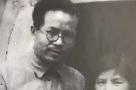 任弼时和陈琮英，从包办婚姻到红色伉俪，生育9儿女只留下4人图片