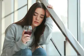 女人分手后会有什么样的心理？图片