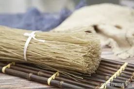 原来红薯粉条也有假的，牢记6字口诀，轻松辨别“问题假粉条”图片