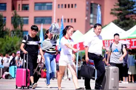 大学新生入学生活费需要多少，学姐告诉你2000到底够不够图片