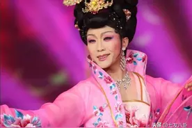 李玉刚透露事业受阻原因，因说错一句话，得罪了台下的前辈图片