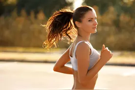 漂亮的女人为什么不好相处？大多是这几个原因图片