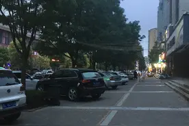 临颍美食探访：这条小巷里隐藏着一个小店，10元一份炒面好吃到爆图片