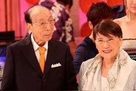 她做妾45年，一生无儿无女，生前得百亿遗产为何去世后要全部捐出图片