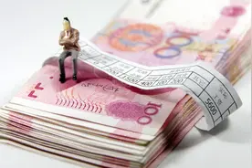 同事问你工资，单纯的人才直说，聪明人都懂这三种回复套路图片