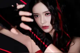 终于等到林允“成团”，唱跳同时还种草了发色？图片